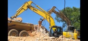 Destruction mogotes Aguadilla