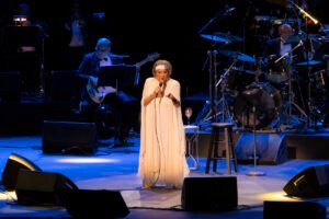 Concierto de Lucecita Benítez en el Centro de Bellas Artes de Santurce.