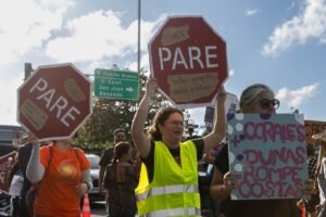 Protesta comunidades USACE, Carlos Berrios Polanco