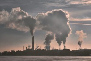 Contaminación Maxim Tolchinskiy, Unsplash