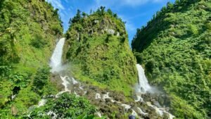 Catarata en Dominica, Isa Company, Unsplash