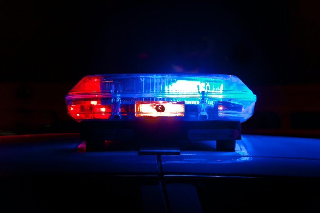 Policia, Scott Rodgerson, Unsplash