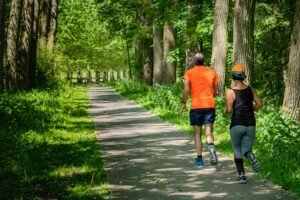 Jogging, Lucas Van Oort, Unsplash