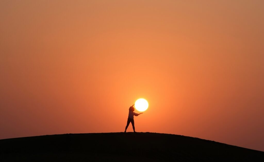 Selvan, Sol, Unsplash