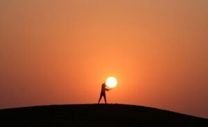 Selvan, Sol, Unsplash